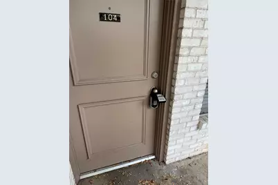 710 E Dean Keeton Street #104, Austin, TX 78705 - Photo 10