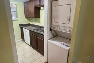 710 E Dean Keeton St, Austin, TX 78705 - Photo 14