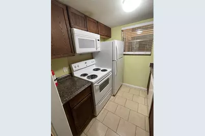 710 E Dean Keeton Street #104, Austin, TX 78705 - Photo 16