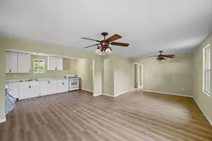 1413 S 2nd St, Temple, TX 76504 - Photo 1