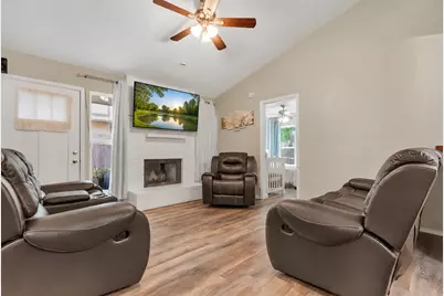 2128 Redwing Way, Round Rock, TX 78664 - Photo 2