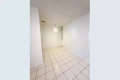 106 E 30th Street #101, Austin, TX 78705 - Photo 6