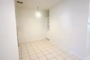 106 E 30th St, Austin, TX 78705 - Photo 6