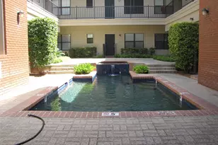 106 E 30th St, Austin, TX 78705 - Photo 2