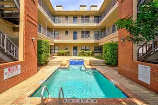106 E 30th St, Austin, TX 78705 - Photo 2