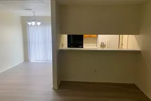523 Greenlawn Blvd, Round Rock, TX 78664 - Photo 4