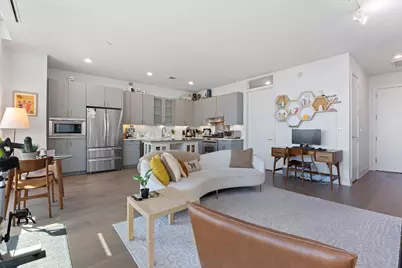 555 E 5th Street #817, Austin, TX 78701 - Photo 2