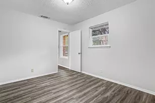 13504 Lois Ln, Austin, TX 78750 - Photo 8