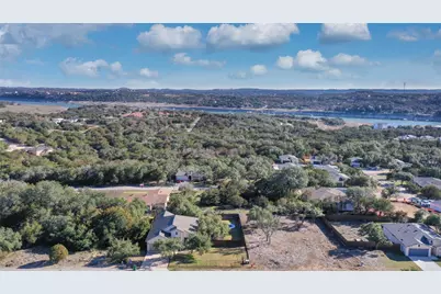 21513 Santa Carlo Avenue, Lago Vista, TX 78645 - Photo 34