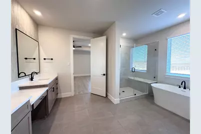 232 E Luna Blue Lane, Jarrell, TX 76537 - Photo 6