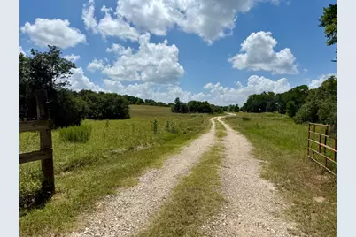1611 W Fm 696, Lexington, TX 78947 - Photo 26