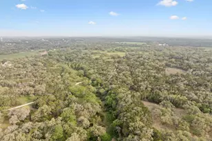 27846 Natural Bridge Caverns Rd, San Antonio, TX 78266 - Photo 8