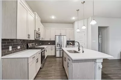 172 Biscayne Drive, Kyle, TX 78640 - Photo 6