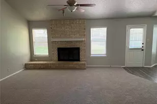 606 Brookhollow Dr, Pflugerville, TX 78660 - Photo 4