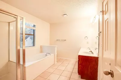 6914 Dallas Drive, Austin, TX 78729 - Photo 22