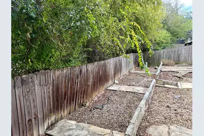 7122 Valley Trails, San Antonio, TX 78250 - Photo 20