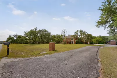 1003 Pier Branch Road, Dripping Springs, TX 78620 - Photo 10