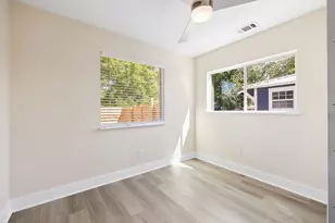 1171 Nickols Ave, Austin, TX 78721 - Photo 18