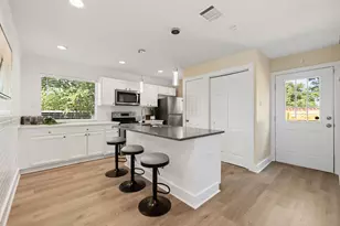 1171 Nickols Ave, Austin, TX 78721 - Photo 8