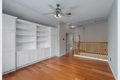 318 Ridge Run Drive, Georgetown, TX 78628 - Photo 12