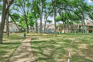 1727 Timber Ridge Dr, Austin, TX 78741 - Photo 36