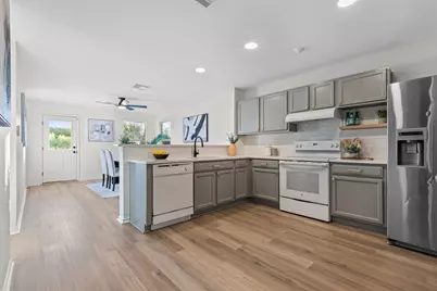 503 Blanco Woods Boulevard, Elgin, TX 78621 - Photo 4