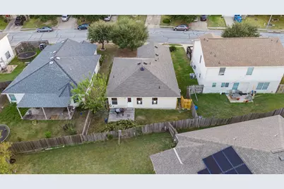 503 Blanco Woods Boulevard, Elgin, TX 78621 - Photo 18