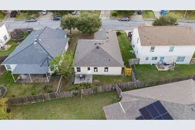 503 Blanco Woods Boulevard, Elgin, TX 78621 - Photo 18