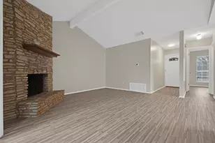 6305 Emerald Forest Dr, Austin, TX 78745 - Photo 8