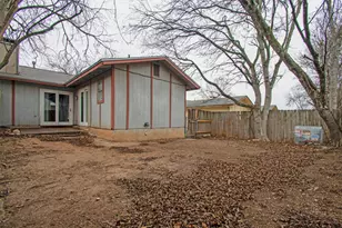 6305 Emerald Forest Dr, Austin, TX 78745 - Photo 18