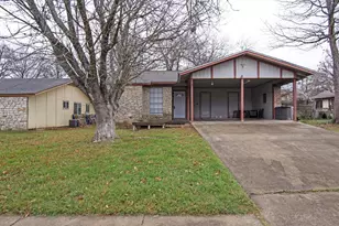 6305 Emerald Forest Dr, Austin, TX 78745 - Photo 2