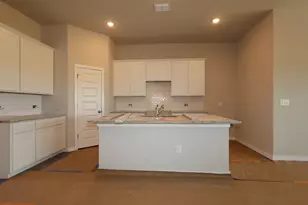12308 Setting Peak Ln, Buda, TX 78610 - Photo 6