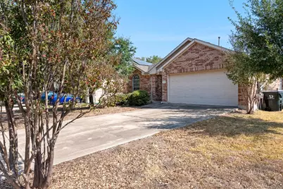 208 Pecanwood S, Kyle, TX 78640 - Photo 2