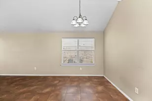 208 Pecanwood S, Kyle, TX 78640 - Photo 8