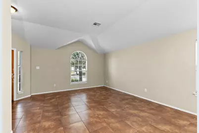 208 Pecanwood S, Kyle, TX 78640 - Photo 10