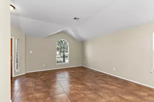 208 Pecanwood S, Kyle, TX 78640 - Photo 10