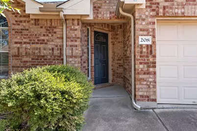 208 Pecanwood S, Kyle, TX 78640 - Photo 4