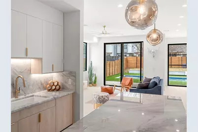 2107 Brackenridge Street #1, Austin, TX 78704 - Photo 8