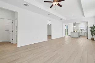 310 Livewater Ln, Georgetown, TX 78633 - Photo 4