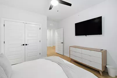 2500 Longview Street #219, Austin, TX 78705 - Photo 10