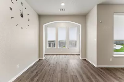 15311 Saratoga Springs, San Antonio, TX 78245 - Photo 12