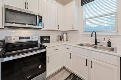 14208 Vigilance Street, Manor, TX 78653 - Photo 10