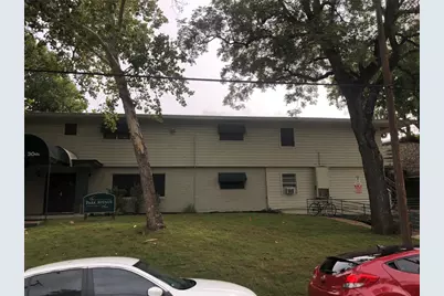 306 E 30th Street #205, Austin, TX 78705 - Photo 2