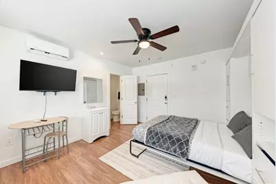 306 E 30th Street #205, Austin, TX 78705 - Photo 8