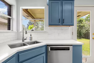 4604 Hoffman Drive, Austin, TX 78749 - Photo 16