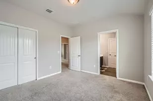 516 E Slaughter Ln, Austin, TX 78744 - Photo 18