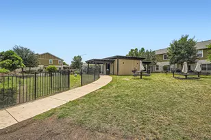 516 E Slaughter Ln, Austin, TX 78744 - Photo 32