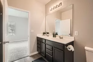 516 E Slaughter Ln, Austin, TX 78744 - Photo 8