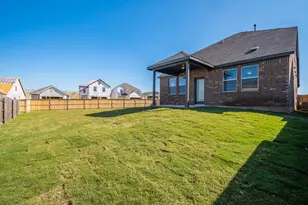 108 Leatherleaf Dr, Buda, TX 78610 - Photo 4