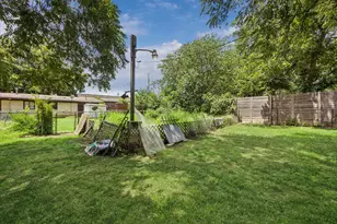 2009 Fort View Rd, Austin, TX 78704 - Photo 40